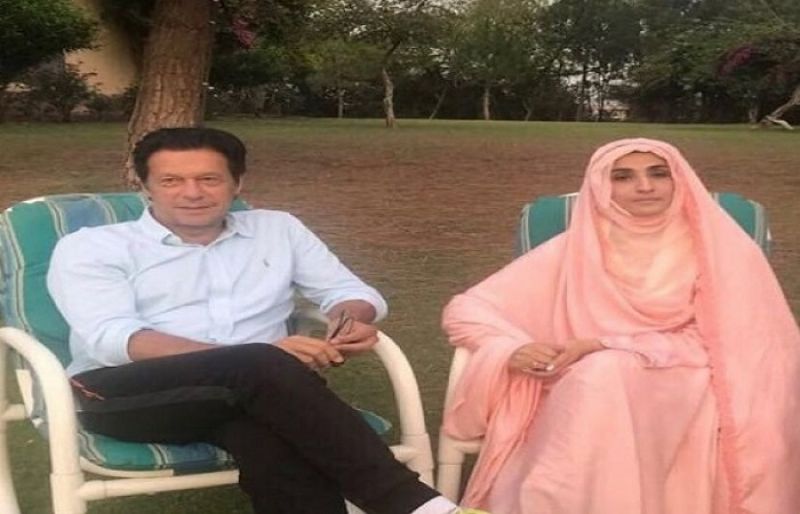 imran"s wife reconciles women workers protesting