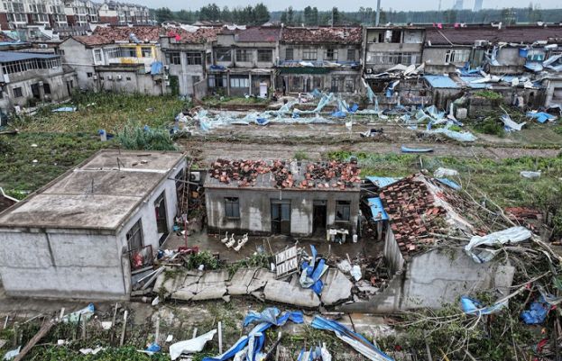 چین میں طوفانی بگولوں نے تباہی مچادی