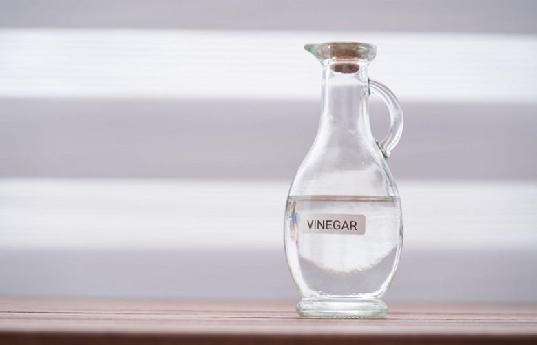 Uses for Vinegar: Beauty Tips