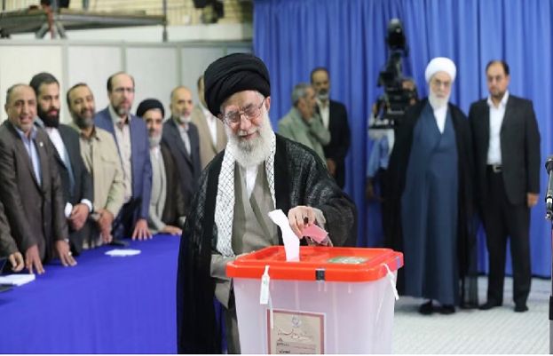 Iranians go to polls in snap presidential election