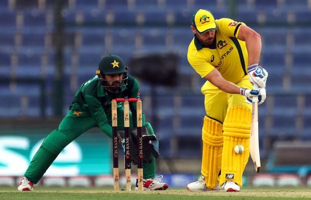 Australia Set 278-Run Target for Pakistan