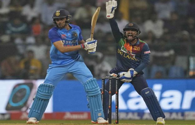 India thrash Sri Lanka to reach World Cup semi-finals - SUCH TV