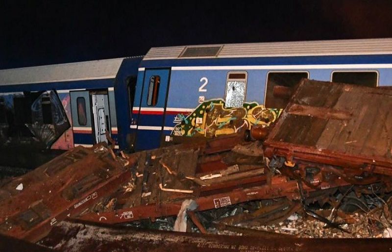 یونان میں ٹرینوں کی ٹکر سے کم از کم 29 افراد ہلاک، 85 زخمی