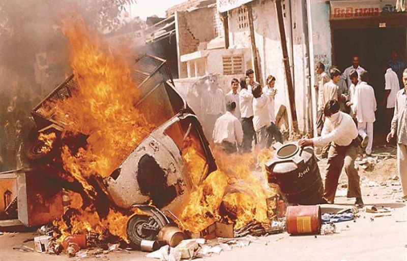گیارہ 2002 گجرات فسادات کے مجرموں کو بھارتی ریاستی حکومت نے رہا کر دیا