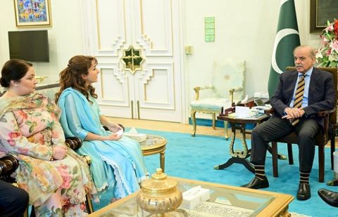 Pakistan’s top mountaineer Naila Kiani meets PM Shahbaz Sharif