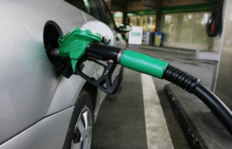 Caretaker govt hikes petrol price by Rs17.50 – SUCH TV
