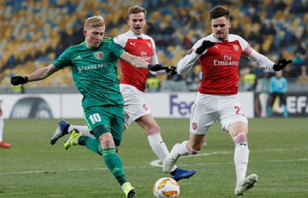 Arsenal and Chelsea power on in Europa League
