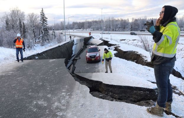 'Monster' earthquake shakes Anchorage, Alaska; Widespread damage reported