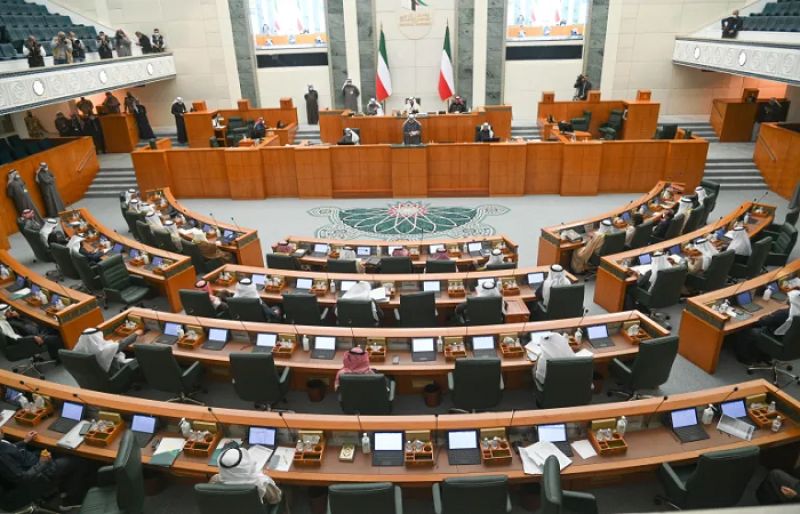 کویت میں سیاسی ہنگامہ آرائی، امیر نے پارلیمنٹ تحلیل کر دی