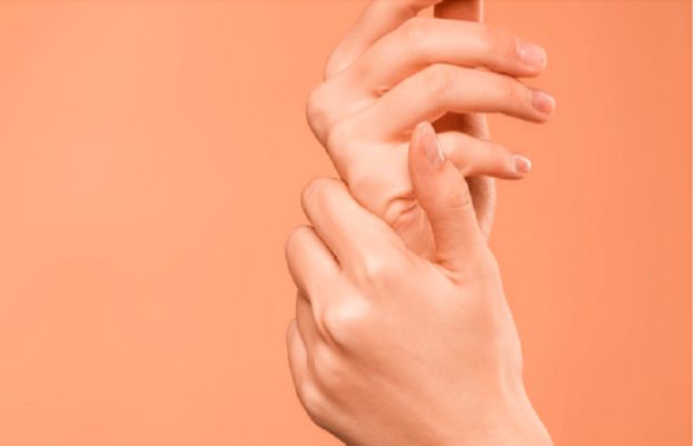 5 ways to care for your hands every day