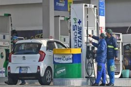 Petrol price in Pakistan jacked up by Rs7.45 per litre
