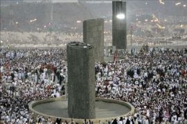 Haj pilgrims ‘stone the devil’ as Muslims in Middle East mark Eidul Azha