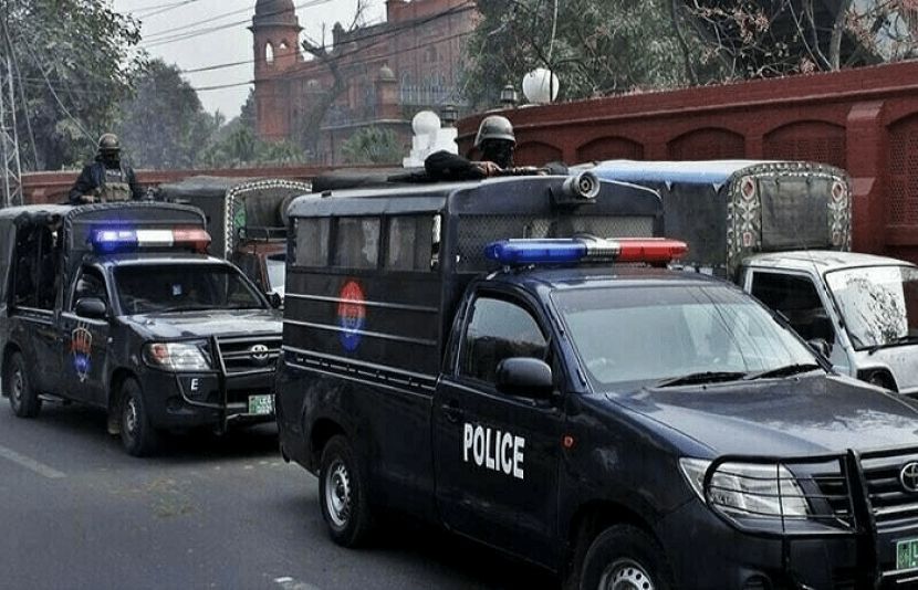 محکمہ داخلہ پنجاب نے دہشت گردی کے خدشات کو جواز بناتے ہوئے صوبے بھر میں 3 روز کے لیے دفعہ 144 نافذ کردی۔