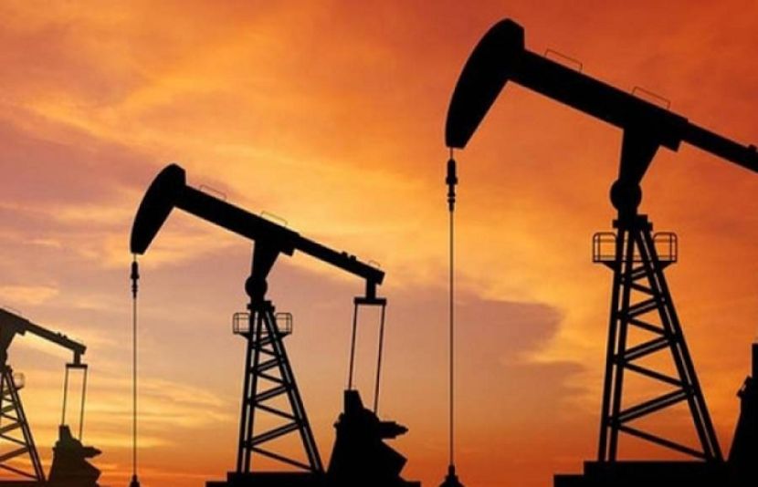عالمی مارکیٹ میں خام تیل کی قیمتوں میں مسلسل کمی کا رجحان جاری